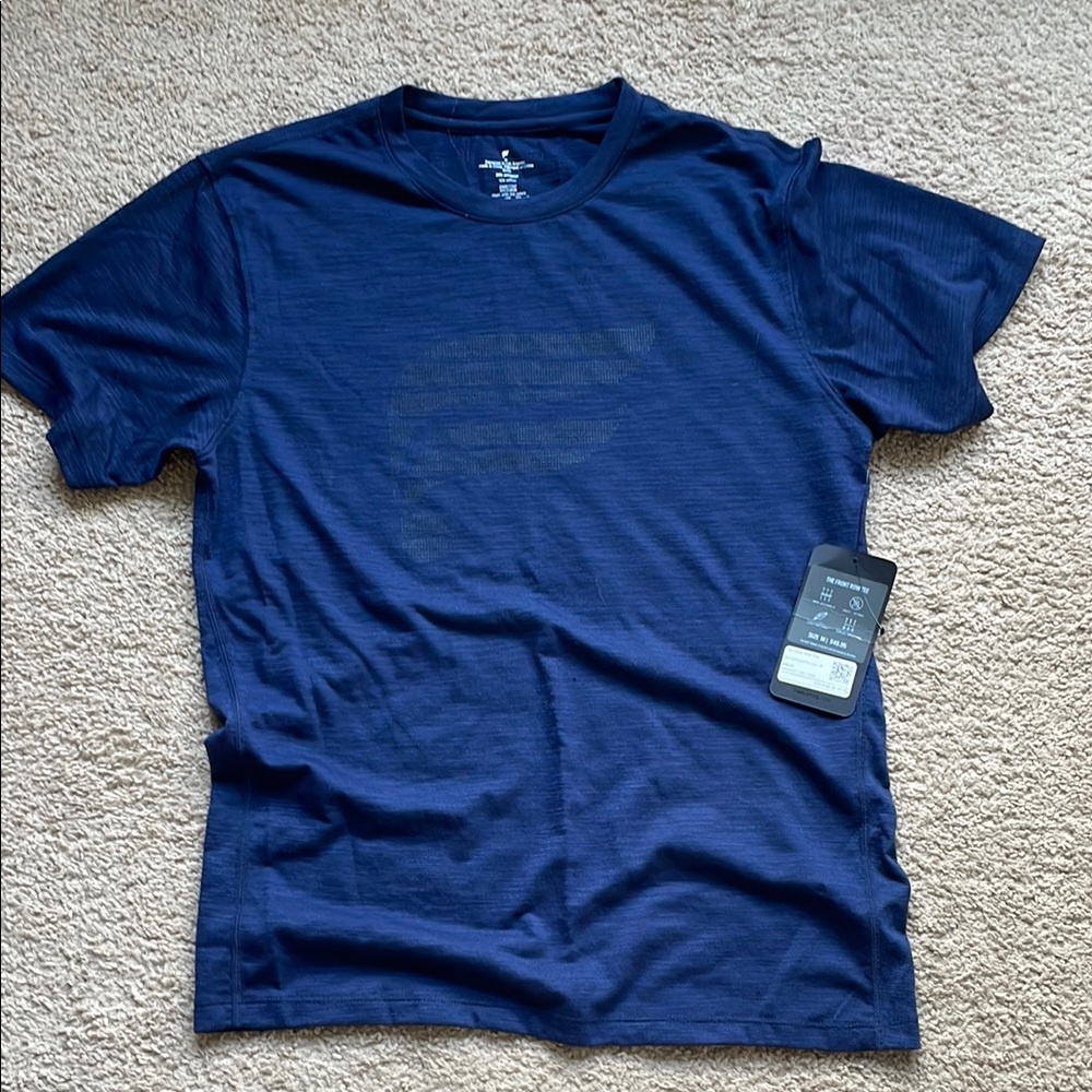 NWT Men's Navy Blue T-Shirt